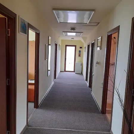 Homestay Casa Cu Flori